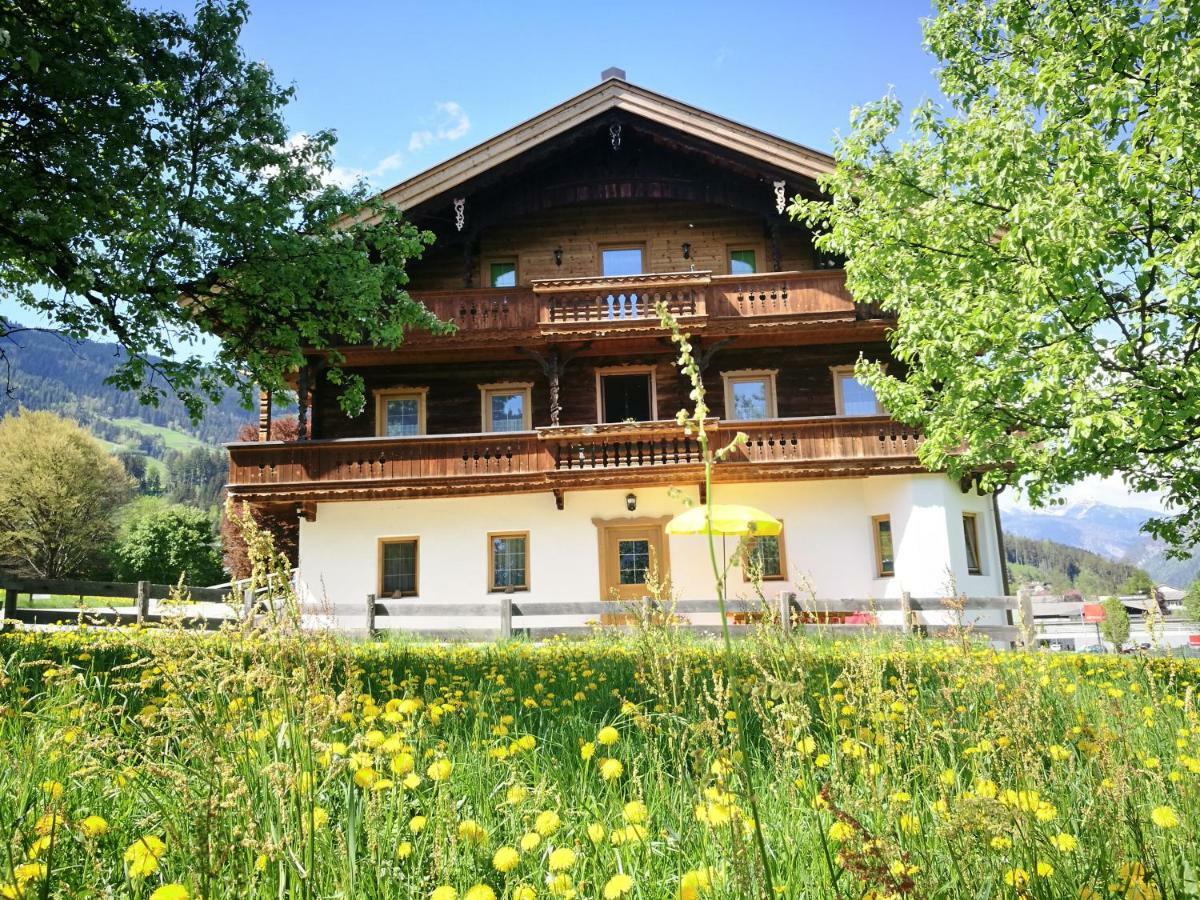 Apart Sprenger Fuegen Im Zillertal Fügen Exterior foto